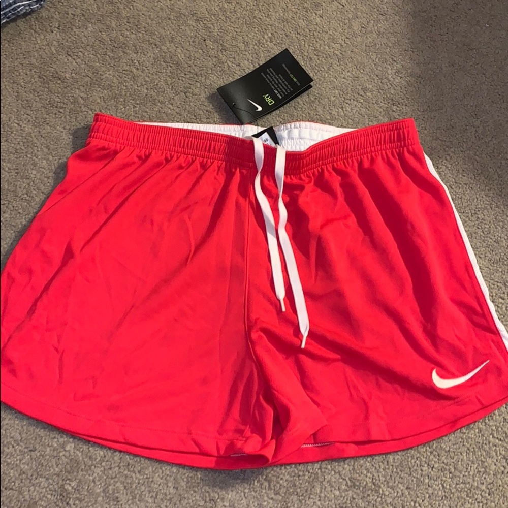 NWT Nike Dri-Fit Shorts Size Medium